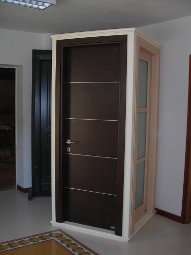 porta wenghè con inserti - Falegnameria F.lli Calcopietro